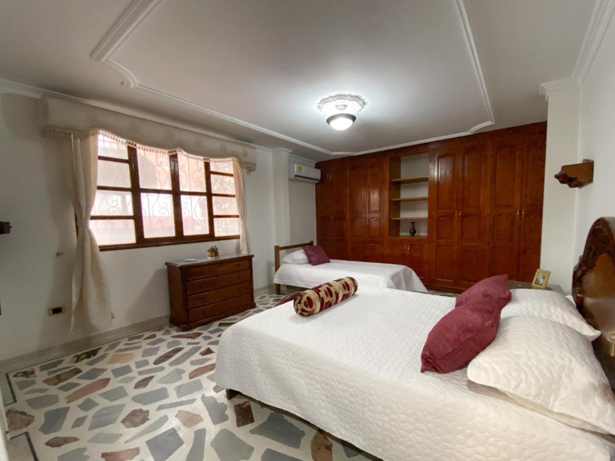 Hotel Cabanas Villa Roca, Rodadero サンタ・マルタ エクステリア 写真